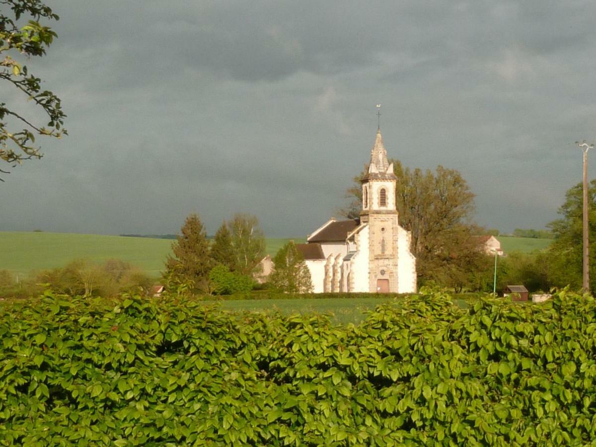 Gite Le Tremblay Thianges Esterno foto